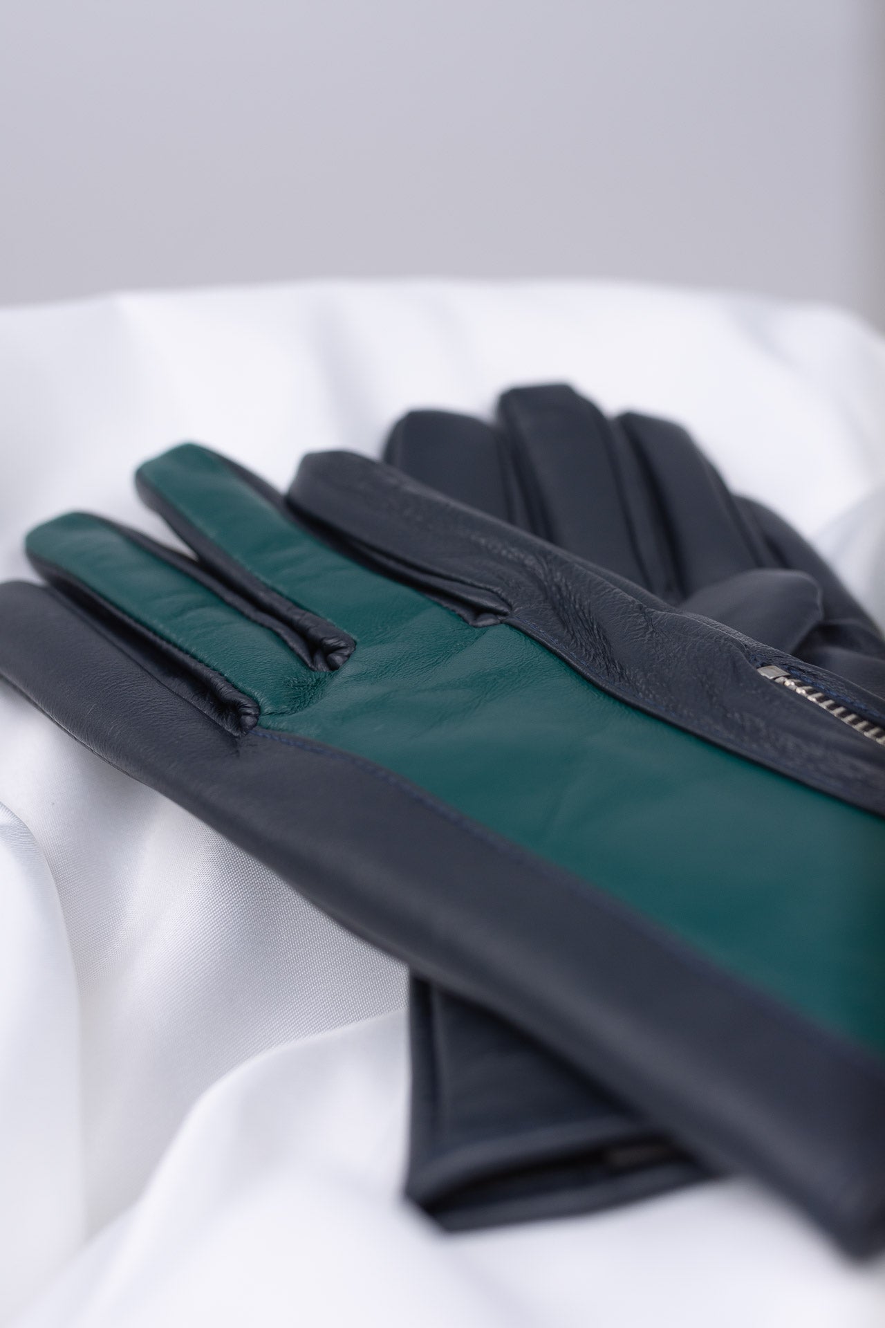 Two-tone leather gloves Franziska | ladies