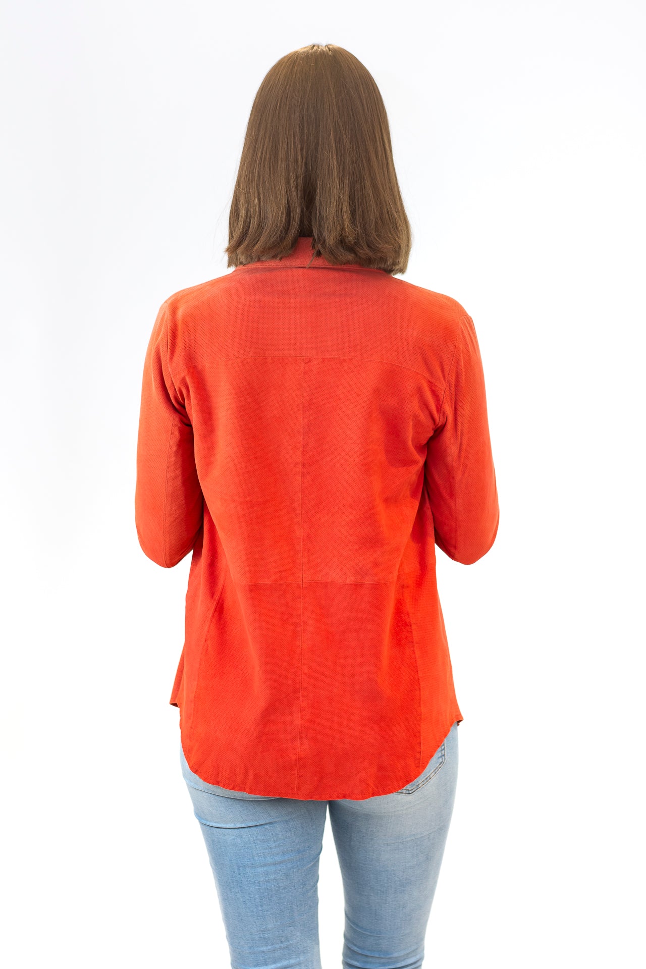 Rotes Lederhemd für Damen mit Rückenansicht - Ledermoden Susanne